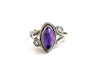 Bague d'assise à lunette faite à la main avec pierre d'améthyste véritable bague d'améthyste en argent sterling 925 bijoux cadeaux avec incrustation de réglage unique - Product Image 2