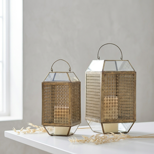 Manufacturers Mesh Design Brass Antique Metal Framed Glass <b>Hurricane</b> Candle Holder <b>Lantern</b> - Product Image 3
