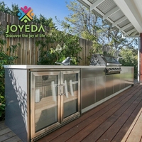 Meilleures ventes : Îlot de cuisine extérieur JOYEDA avec auvent motorisé relevable, barbecue à gaz intégré et évier pour projets de villas et patios