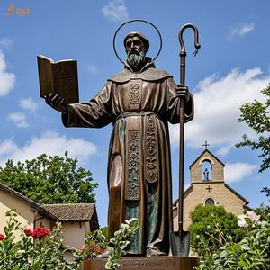 Iglesia Católica decoración de jardín al aire libre latón fundido tamaño real sosteniendo Pala y <span class=keywords><strong>Biblia</strong></span> jardineros patrón Saint St Fiacre estatua de bronce - Product Image 5