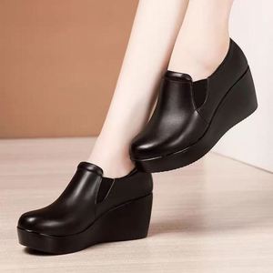 Nouveaux Mocassins Confortables à Talon Carré pour Femme, Plateforme à Bout Ouvert, Chaussures de Travail Tendance Antidérapantes en Cuir PU Thermique pour l'Automne - Product Image 4