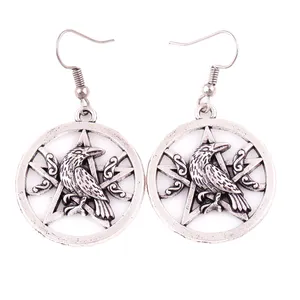 Pendientes colgantes vintage para hombre, aretes con colgante <span class=keywords><strong>de</strong></span> Luna y Pentáculo - Product Image 1