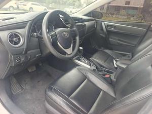 Venta al por Mayor de Toyota <span class=keywords><strong>Corolla</strong></span> <span class=keywords><strong>2018</strong></span> 1.2T <span class=keywords><strong>S</strong></span>-CVT GL, Auto Usado a <span class=keywords><strong>Precio</strong></span> Económico, Auto de Bajo Consumo, Gran Oferta - Product Image 6