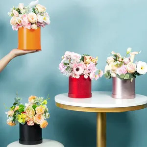 Küçük Premium çiçek parfüm toptan açık pembe doku dekoratif kadife hediye silindir şapka yuvarlak kutular kapaklı çiçekler için
