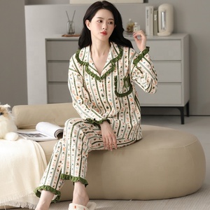 Pyjama d'<span class=keywords><strong>hiver</strong></span> épais pour femme, col rabattu, manches longues, en coton laitier, vêtements de détente, jusqu'à 4XL, tenue de nuit douce pour la maison - Product Image 4