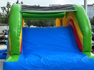 Maison gonflable personnalisée Château gonflable pour enfants Gonflable plein d'entrain et toboggan Utilisation familiale <span class=keywords><strong>Course</strong></span> à obstacles gonflable avec toboggan - Product Image 2