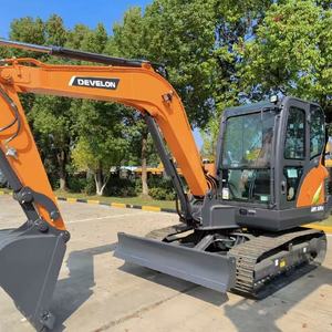 Excavadora Pequeña Usada Doosan DX60E a Precio Económico, Mini Excavadora Original Coreana DX60E, Tipo Oruga, Hidráulica, en Stock - Product Image 1