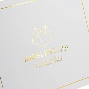 Dossiers en papier magnétiques de luxe personnalisés boîte-cadeau en carton pour vêtements chaussettes fourrure avec stratification mate gaufrage matériaux recyclés - Product Image 6