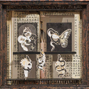 Toptan Goth karikatür hayvan yılanlar broş siyah beyaz güneş ay kelebek emaye pimleri yaka rozetleri hediyelik eşya çin yeni yıl - Product Image 3