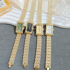 Orologio da Donna con Quadrante Quadrato Dorato, Design Elegante e Minimalista, Impreziosito da Marcatori Facili da Leggere NW0019 - Product Image 5