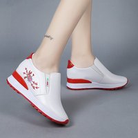 Nouvelles chaussures basses blanches à bout rond, tendance printemps 2022, talon compensé, baskets pour étudiants, broderie florale, chaussures décontractées