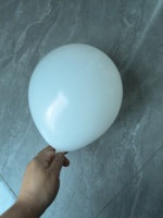 Ballons en latex naturel de 5 pouces pour la décoration de nœuds, vente en gros pour les fêtes de fin d'année, la fête des mères, Halloween, la remise des diplômes
