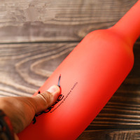 Bouteilles de barman colorées, acrobaties, flybottle, incassables, jongleur, barman, pratique, bouteilles de flair, barman, silicone, bar, pub