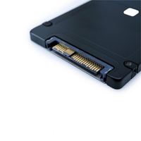 Untuk 7400 PRO 1.92TB Server-Grade Solid State Drive-2.5-Inch Internal-U.3 PCIe 4.0 X4 NVMe dengan Cangkang Logam