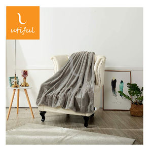 Couverture en <span class=keywords><strong>fausse</strong></span> <span class=keywords><strong>fourrure</strong></span>, <span class=keywords><strong>Plaid</strong></span> <span class=keywords><strong>Beige</strong></span> à rayures, coupe à carreaux en vison, pour maison - Product Image 6