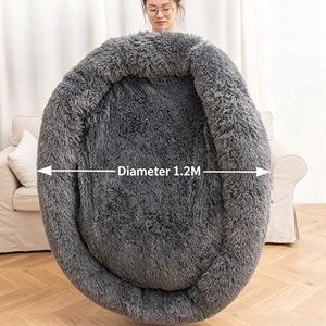 Coussin rond pour animaux de compagnie en fausse fourrure, type donut, avec housse amovible et lavable, rebord haut, apaisant, anti-anxiété, confortable pour chats et petits chiens - Product Image 4