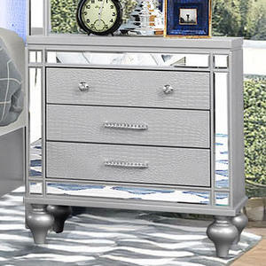 Ensemble de meubles de chambre à coucher modernes gris avec miroir LED - Lit capitonné, commode, meubles de rangement glamour pour chambre à coucher - Product Image 4