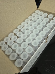Kit de test pour l'analyse des surfaces des dispositifs médicaux en alimentation humaine, utilisant la PCR. Résine de polyéthylène. Irradiation gamma. Surfaces de dispositifs médicaux à température ambiante. - Product Image 2