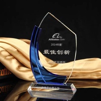 Trophée en cristal créatif en gros directement de l'usine, récompense personnalisée avec logo, impression UV personnalisée TM-2026188