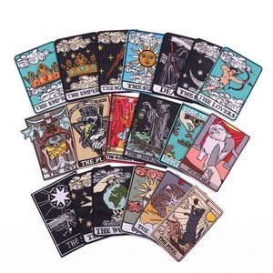 Patchs de cartes de tarot, patchs brodés personnalisés avec logo DIY pour vêtements, patchs thermocollants style western - Product Image 1