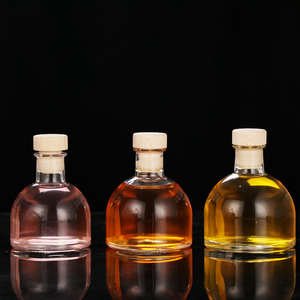 Vente en gros directe d'usine Bouteille en verre vide pour jus, boissons, vodka, vin <span class=keywords><strong>de</strong></span> fruits <span class=keywords><strong>de</strong></span> 50 ml, 100 ml, 150 ml, 200 ml avec bouchon - Product Image 3
