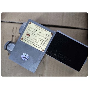 Vanne Solénoïde Vickers DG4V-3-2S-X6-1-C7-60 de Qualité Minière pour Contrôle Hydraulique Taille DN - Product Image 1