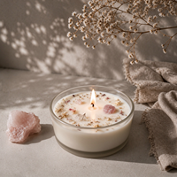 Bougie parfumée artisanale en cire de soja avec cristaux de guérison et fleurs séchées, dans un bocal en verre, longue durée de combustion, décoration d'intérieur, cadeau