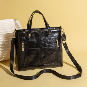 Classic <b>Black</b> Vintage Casual PU Tote <b>Handbag</b> Zipper Closure Removable Strap <b>Large</b> Capacity Water Resistant Daily Use for Women - Product Image 5