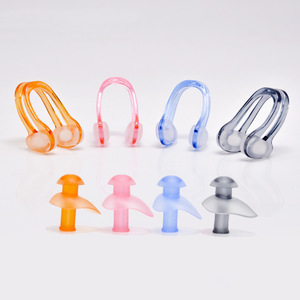 Juego de tapones para los oídos con clip para la nariz de silicona, equipo de natación resistente al agua, ajuste cómodo para adultos y niños - Product Image 1