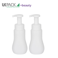 UKPACK UKF13 Bouteille en mousse plastique HDPE 230ml contenant de savon liquide avec pulvérisateur à pompe pour lavage corporel masque facial emballage de shampooing