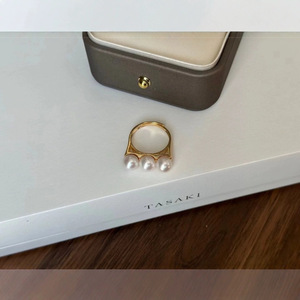 Nouvelle bague tendance de style européen et américain avec incrustation de perle naturelle, design polyvalent, cool et simple - Product Image 4