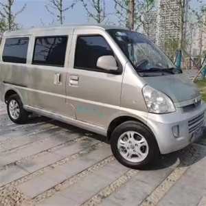 Auto Usado a Precio Económico, Furgoneta de Gasolina China para Pasajeros y Carga, <span class=keywords><strong>7</strong></span> Asientos - Product Image 1