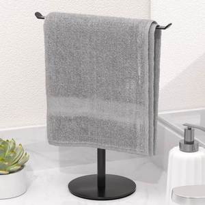 Porte-serviettes de toilette élégant en acier inoxydable sur pied pour salle de bain, rangement durable pour articles de toilette - Product Image 3