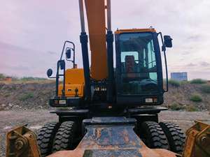 Excavatrice sur pneus d'occasion Hyundai 210WVS à faible nombre d'heures pour travaux de terrassement – Excavatrices d'occasion Hyundai 210, 220, 240 à vendre - Product Image 5