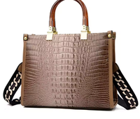 Tissus en faux cuir de crocodile en PVC gaufré populaires en cuir de vinyle synthétique pour sacs chaussures portefeuilles-cuir synthétique multi-usage