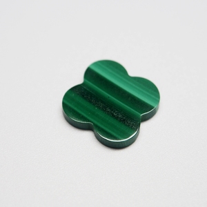 HQ <span class=keywords><strong>Gems</strong></span> 13X13X2mm VC Piedras de trébol de cuatro hojas de nácar de alta calidad - Product Image 2