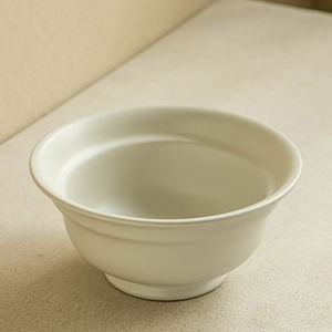 Un saladier en céramique peut contenir des fruits ou des aliments pour animaux de compagnie ou des fruits secs - Product Image 3