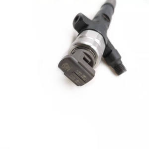 หัวฉีดคอมมอนเรลเด็นโซ่ รุ่น 23670-30300 หัวฉีดน้ำมันดีเซลสำหรับเครื่องยนต์ดีเซล - Product Image 3
