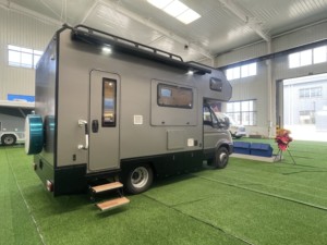 6.5T C tipo RV veicolo ricreativo Camper di lusso Camper fabbrica di auto da turismo su misura limousine - Product Image 4