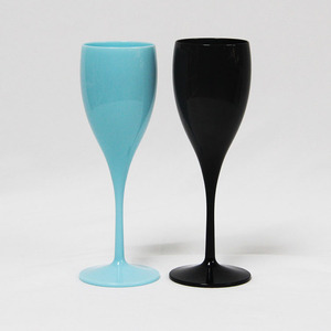 Verre coupé géant en gros d'usine pour flûtes à <span class=keywords><strong>Champagne</strong></span> et tasse <span class=keywords><strong>de</strong></span> jus en plastique verre à vin acrylique tasses en plastique pour servir des boissons - Product Image 3