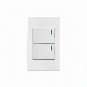 Scatola con 3 unità. Piastra assemblata a 2 interruttori, 1.5 moduli, spagnolo, bianco. - Product Image 1