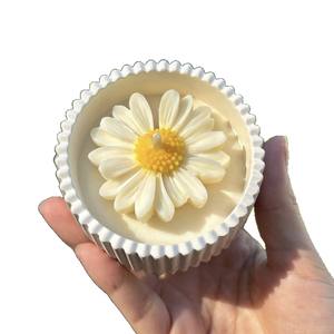 Bougie à la camomille en pot en plâtre, cire de soja, parfum pêche blanche et Oolong, cadeau créatif, vente en gros, <span class=keywords><strong>atelier</strong></span> DIY, bougies en forme de fleur - Product Image 5