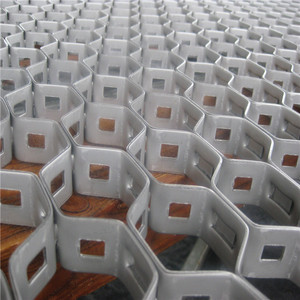 Hexmesh với lỗ liên kết 304H SSS | 25mm Chiều cao x 2mm THK | Trung Quốc Hex lưới xuất khẩu - Product Image 1