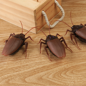 Amason Đồ Chơi Lừa Đảo Bán Chạy Quà Tặng Lừa Đảo Đồ Chơi Lừa Đảo Côn Trùng Đáng Sợ Giống Như Thật Đồ ChơI Mèo Thú Cưng Mới Lạ RC Gián Cho Bữa Tiệc - Product Image 3