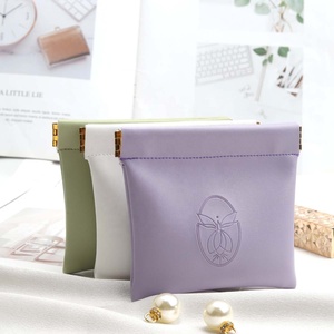 Tùy Chỉnh Emboss Log In Da Flap Tai Nghe Đồng Hồ Trang Sức Đóng Gói Túi Đóng Cửa Nam Châm Vòng Cổ Vòng Đeo Tay Lưu Trữ Da <span class=keywords><strong>Pouch</strong></span> - Product Image 1