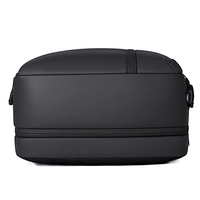 Sac à dos de voyage professionnel léger, extensible et imperméable avec port de charge USB pour les trajets quotidiens et le transport d'ordinateur portable