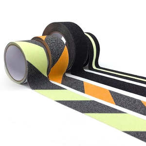 Cinta Adhesiva Antideslizante Luminosa que Brilla en la Oscuridad, Impermeable, Negra, para Escaleras, Pisos y Superficies - Product Image 3