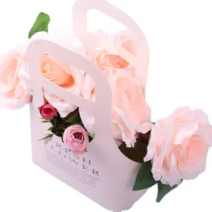 حقيبة ورد من ورق كرافت المقاوم للماء بمقاسات متنوعة وجودة عالية مخصصة لهدايا الزهور الطبيعية حقائب يدوية للزهور