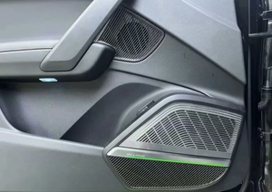 Offre Spéciale – Éclairage d'Ambiance <span class=keywords><strong>LED</strong></span> Intérieur 12V Marque LIAO pour <span class=keywords><strong>Audi</strong></span> Q5L 2018-2025 – Grille de Haut-Parleur Illuminée pour Portière – Pièces Auto - Product Image 2