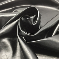 Tissu en cuir PU noir imperméable personnalisé sans PFAS, tissu en similicuir pour vêtements, tissu en cuir synthétique